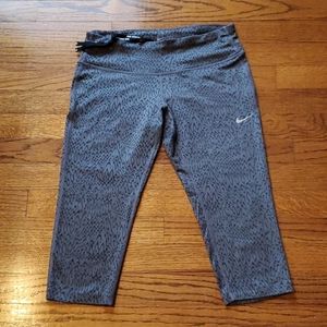 Nike Running Dri Fit Capri Tights Small S